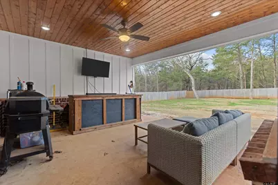 19438 Cedarpark Place, Lindale, TX 75771 - Photo 7