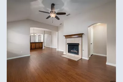 502 Virginia, Whitehouse, TX 75791 - Photo 17