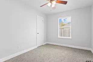 105 Oak St, Bullard, TX 75757 - Photo 17