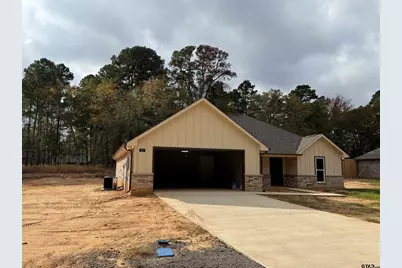 357 Pr 6292, Mineola, TX 75773 - Photo 1