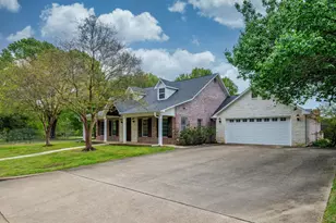 2105 Harvard, Jacksonville, TX 75766 - Photo 3