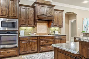 21428 Boone Dr, Bullard, TX 75757 - Photo 11