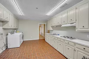 386 County Road 1711, Jacksonville, TX 75766 - Photo 31