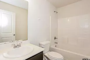 2304 N Glass Avenue, Tyler, TX 75702 - Photo 19