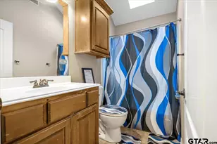 2065 Yasmeen Cir, Flint, TX 75762 - Photo 9