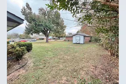 1015 Bryan St, Jacksonville, TX 75766 - Photo 15