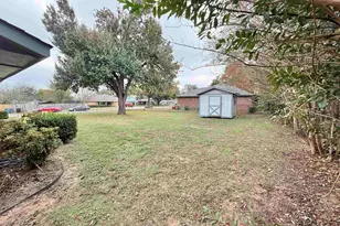 1015 Bryan St, Jacksonville, TX 75766 - Photo 15