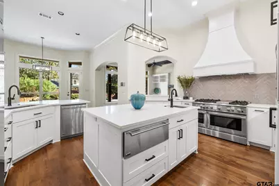 2017 Hollystone, Tyler, TX 75703 - Photo 11