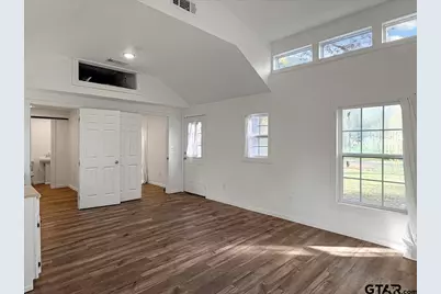 4801 Woodcastle Drive, Chandler, TX 75758 - Photo 9