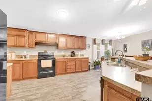 5029 Woodcastle, Chandler, TX 75758 - Photo 9