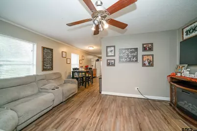 208 E Center St, White Oak, TX 75693 - Photo 11
