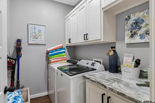 393 E Pennsylvania Ave, Van, TX 75790 - Photo 21