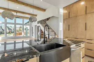 2339 Knights Ct, Tyler, TX 75703 - Photo 11