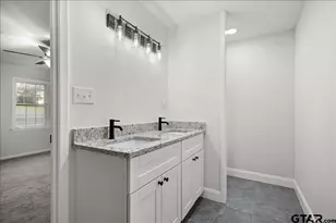 10905 Shadow Wood Cir, Whitehouse, TX 75791 - Photo 13