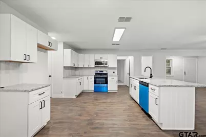 10905 Shadow Wood Circle, Whitehouse, TX 75791 - Photo 7