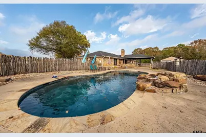 2906 Vz Cr 4923, Ben Wheeler, TX 75754 - Photo 3