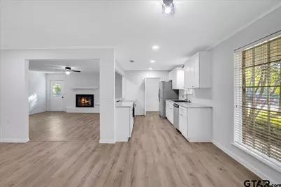 303 Jane Ln, Lindale, TX 75771 - Photo 5