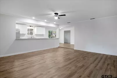 303 Jane Ln, Lindale, TX 75771 - Photo 11