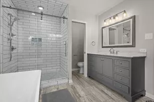 700 Oxford Dr, Tyler, TX 75703 - Photo 29