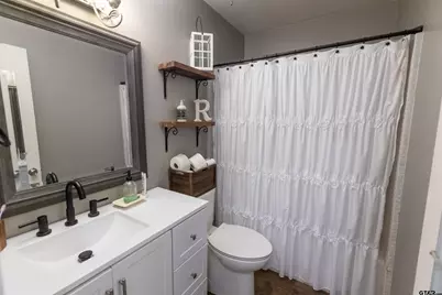 1024 Clyde, Tyler, TX 75701 - Photo 9