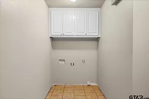 1017 E Olive St, Tyler, TX 75702 - Photo 33