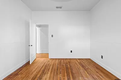 204 W Jones, Longview, TX 75602 - Photo 19