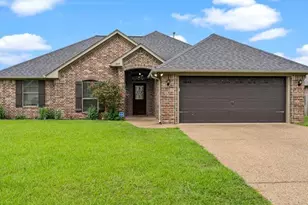 207 Bedford, Bullard, TX 75757 - Photo 1