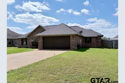 207 Bedford, Bullard, TX 75757 - Photo 3