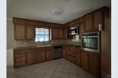 613 Carriage, Tyler, TX 75703 - Photo 9