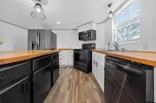 10881 Hillside Dr, Frankston, TX 75763 - Photo 5
