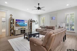 24012 Wildflower Cir, Lindale, TX 75771 - Photo 7