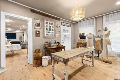 918 N Montgomery St, Gilmer, TX 75644 - Photo 11