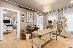 918 N Montgomery St, Gilmer, TX 75644 - Photo 11