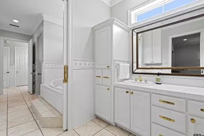 1360 E Main, Henderson, TX 75652 - Photo 23