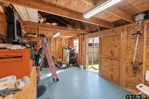 316 County Rd 2466, Mineola, TX 75773 - Photo 39