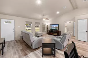 316 County Rd 2466, Mineola, TX 75773 - Photo 5