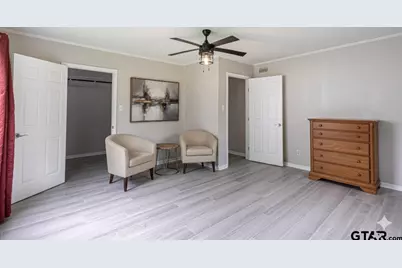 524 N College St, Lindale, TX 75771 - Photo 27