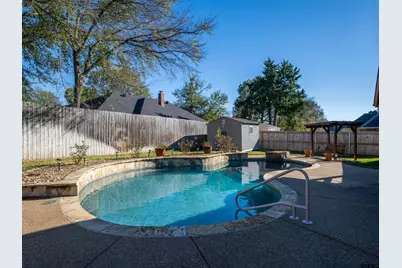 1903 Old Oak Dr, Tyler, TX 75703 - Photo 33