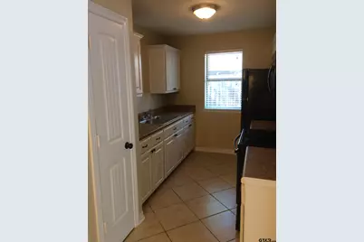 521/525 S Clayton Ave, Tyler, TX 75702 - Photo 7