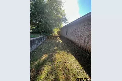 1421/1423 E Houston St, Tyler, TX 75702 - Photo 21