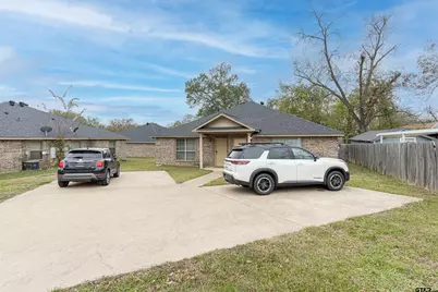 1421 E Houston St, Tyler, TX 75702 - Photo 9