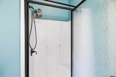 16785 S Lakeview Dr, Troup, TX 75789 - Photo 15