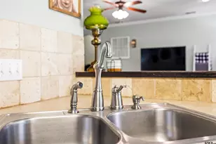 16785 S Lakeview Dr, Troup, TX 75789 - Photo 11