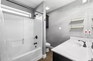 16785 S Lakeview Dr, Troup, TX 75789 - Photo 17