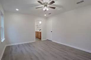 915 Britton, Tyler, TX 75701 - Photo 13