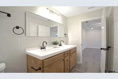 915 Britton, Tyler, TX 75701 - Photo 15