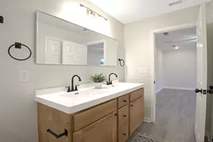 915 Britton, Tyler, TX 75701 - Photo 15