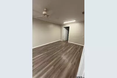 1113 S Main, Lindale, TX 75771 - Photo 15