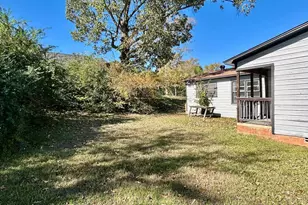 1101 W Elk St, Henderson, TX 75652 - Photo 27