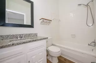 5819 Hollytree, Tyler, TX 75703 - Photo 23